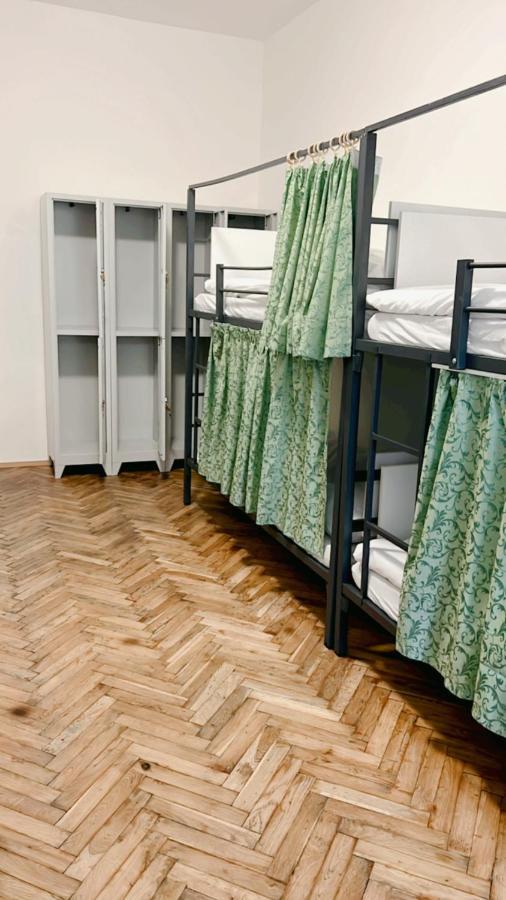 Hostel Do-Re-Mi Прага Екстер'єр фото
