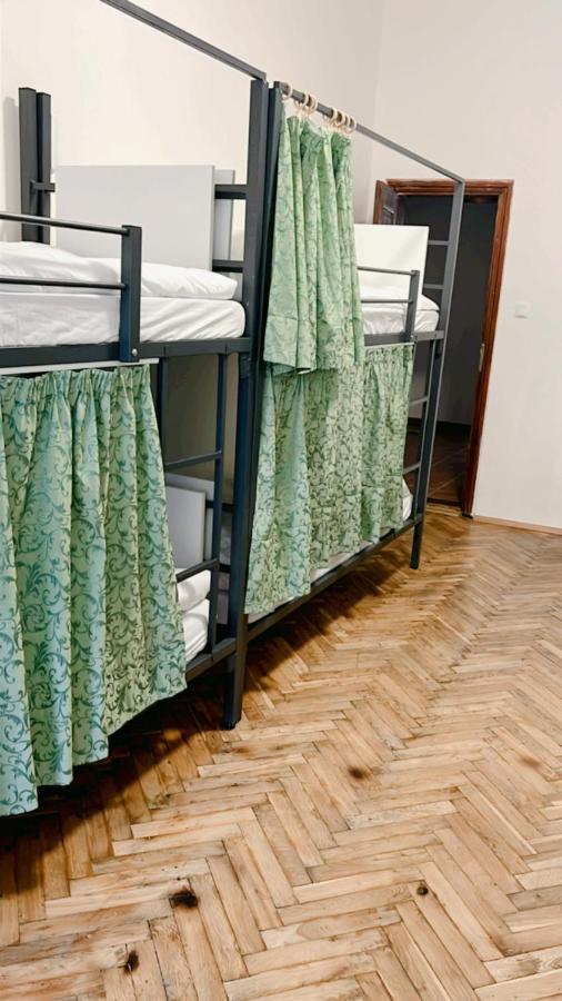 Hostel Do-Re-Mi Прага Екстер'єр фото