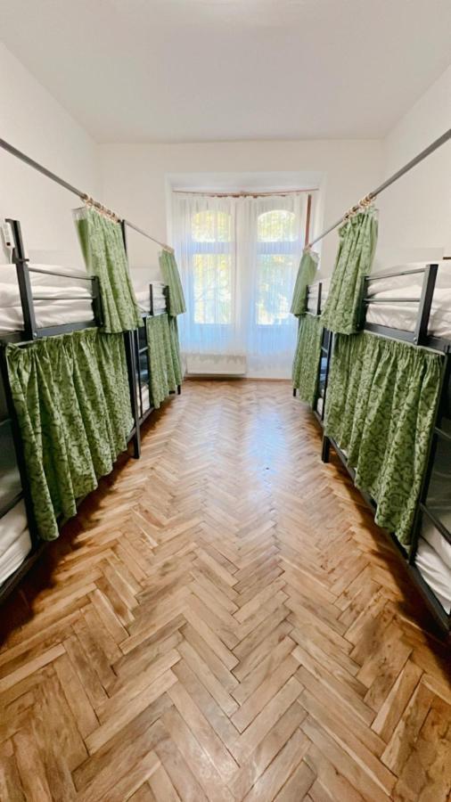 Hostel Do-Re-Mi Прага Екстер'єр фото