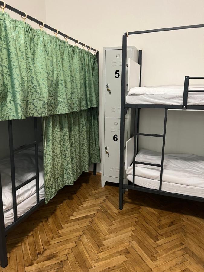 Hostel Do-Re-Mi Прага Екстер'єр фото
